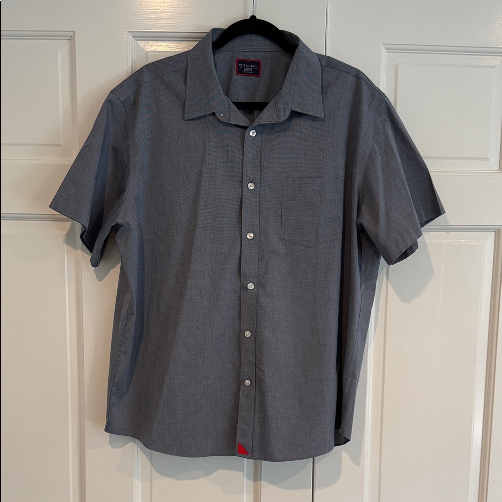 UntucKit Men's Blue Short Sleeve Shirt